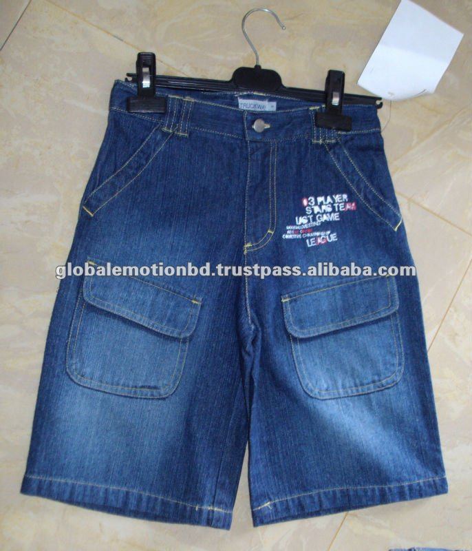 スタイリストの子供のジーンズ-キッズ服　ジーンズ問屋・仕入れ・卸・卸売り