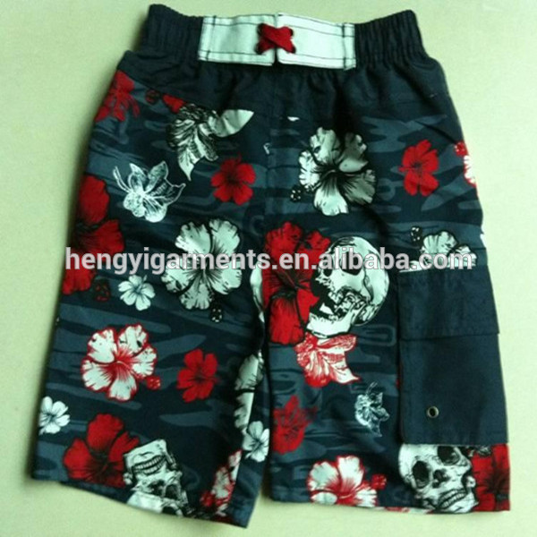 ユニークなスタイル十代の男の子ショーツ赤-キッズ服　半ズボン問屋・仕入れ・卸・卸売り