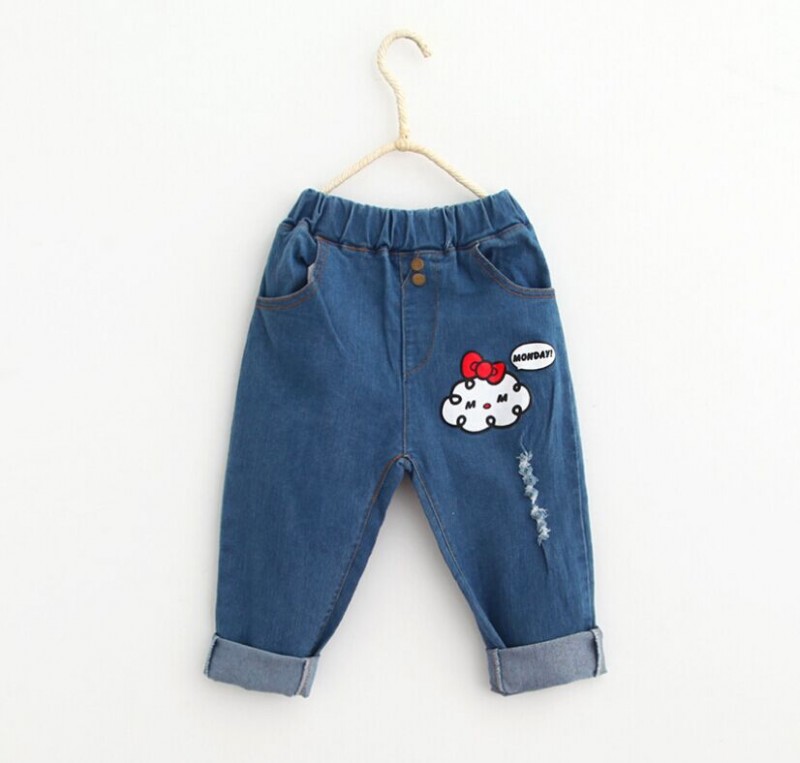 を行う古い穴漫画牛刺繍デニムズボン-キッズ服　ジーンズ問屋・仕入れ・卸・卸売り