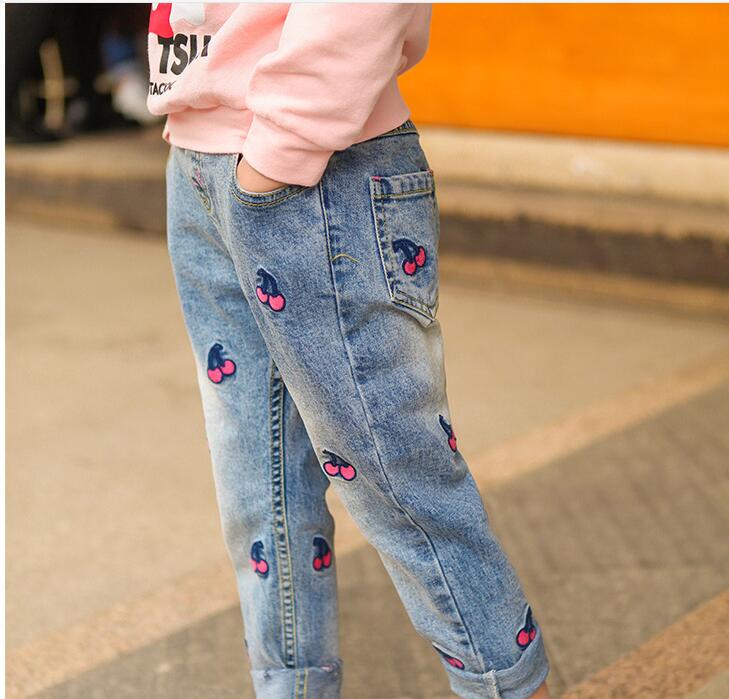 CB8098春新しいパンツ刺繍入り女の子チェリージーンズ-キッズ服　ジーンズ問屋・仕入れ・卸・卸売り