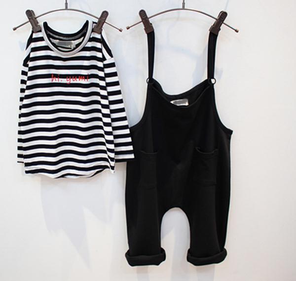 男の子ストライプtシャツとオーバーオールスーツ用子供服-キッズ服　セット問屋・仕入れ・卸・卸売り