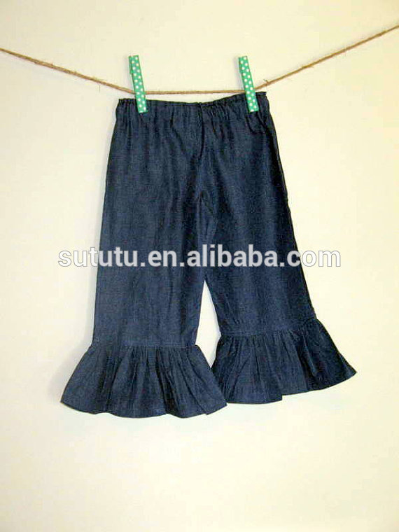 偉大な品質の女の子のパンツ3/4販売のための卸売ニットフリルパンツソリッドカラーブティック花の綿のパンツ-ズボン問屋・仕入れ・卸・卸売り