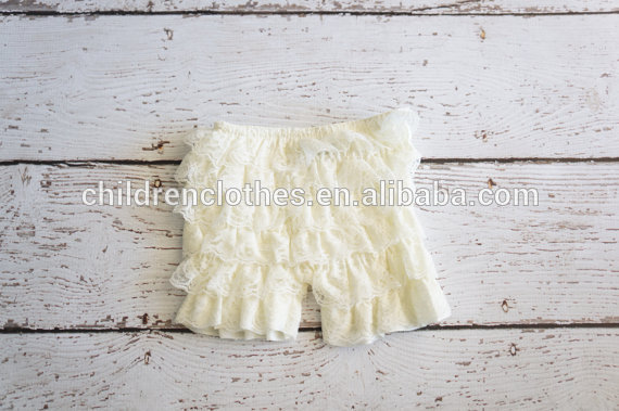 最新のデザインのズボン幼児赤ちゃんの女の子のシフォンフリル素敵な白いショートパンツキッズ-キッズ服　半ズボン問屋・仕入れ・卸・卸売り