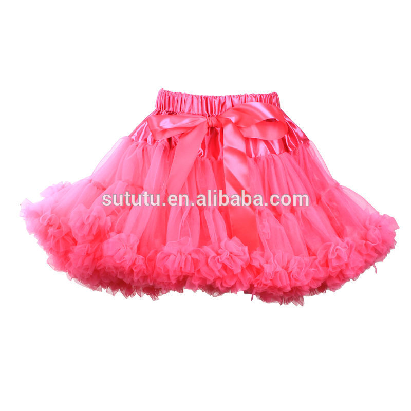 最新の女の赤ちゃんのふわふわ愛らしいデザインフリル花柄シフォンスカートfashionabeソリッドカラー-ジュニア服（女）スカート問屋・仕入れ・卸・卸売り