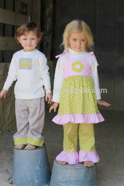 ティーンの男の子と女の子兄妹秋ブティック服セット用卸売-キッズ服　セット問屋・仕入れ・卸・卸売り