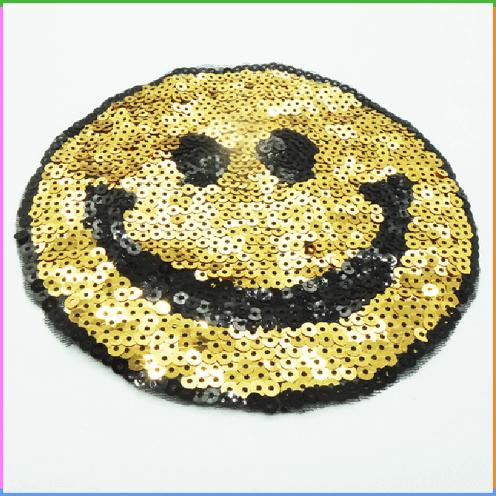 衣服アクセサリー笑顔絵文字刺繍入りメタリックゴールドスパンコールパッチ-パッチ問屋・仕入れ・卸・卸売り