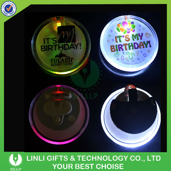 新しい パーソナライズ かわいい led の点滅バッジ ボタン ピン用プロモーション-バッジ問屋・仕入れ・卸・卸売り