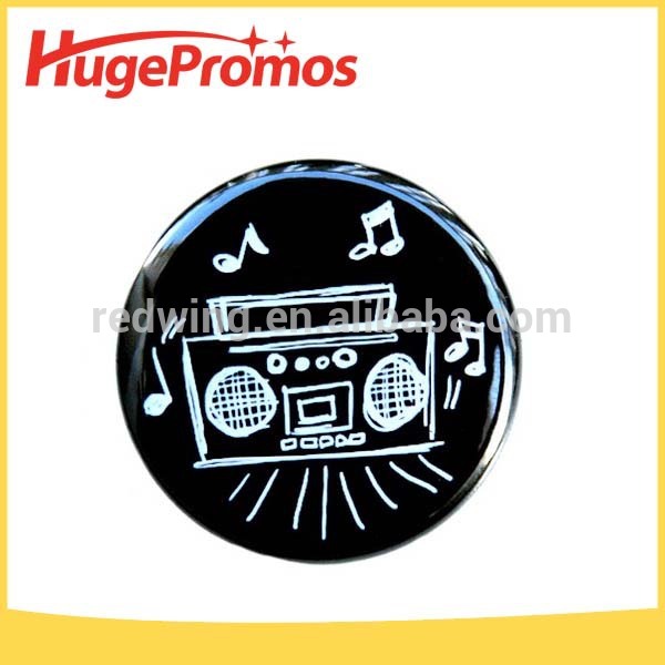 ラウンドブリキ印刷された漫画の安全なピン付きボタンのバッジ-バッジ問屋・仕入れ・卸・卸売り