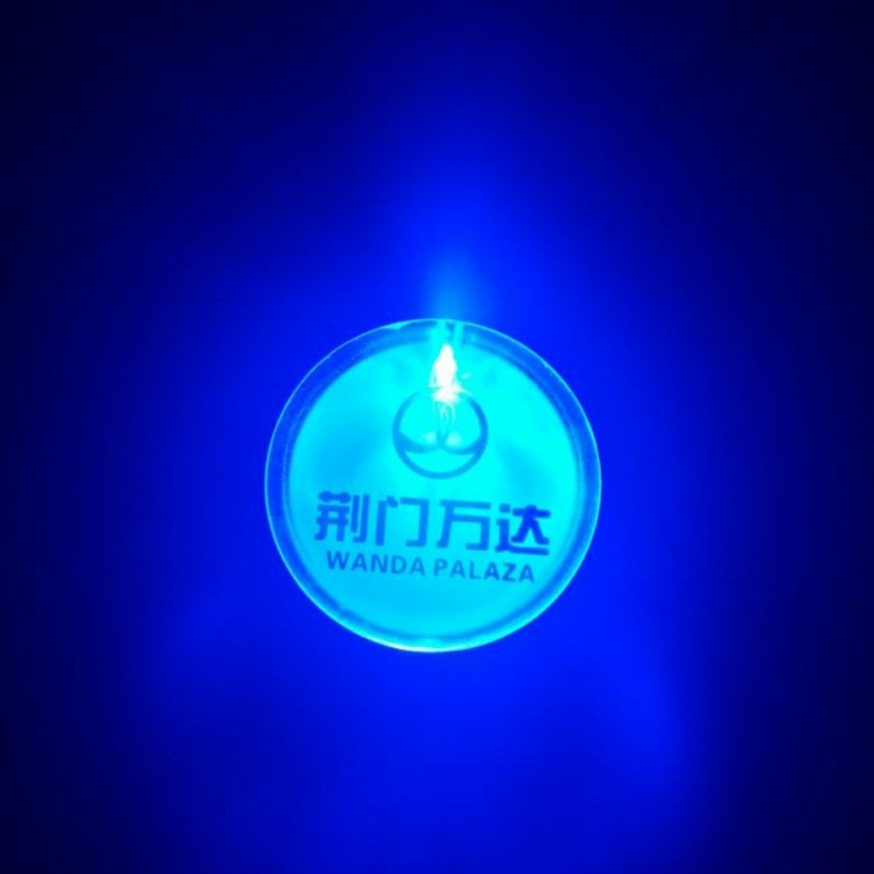 新しいledバッジ結婚式装飾itermセールスオン2016-バッジ問屋・仕入れ・卸・卸売り