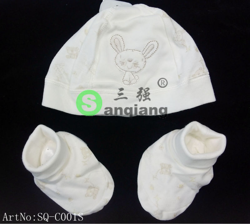 赤ちゃんfatorypreces/乳幼児を印刷綿100％の漫画靴下2ビーニー帽と個セット-ベビー服セット問屋・仕入れ・卸・卸売り