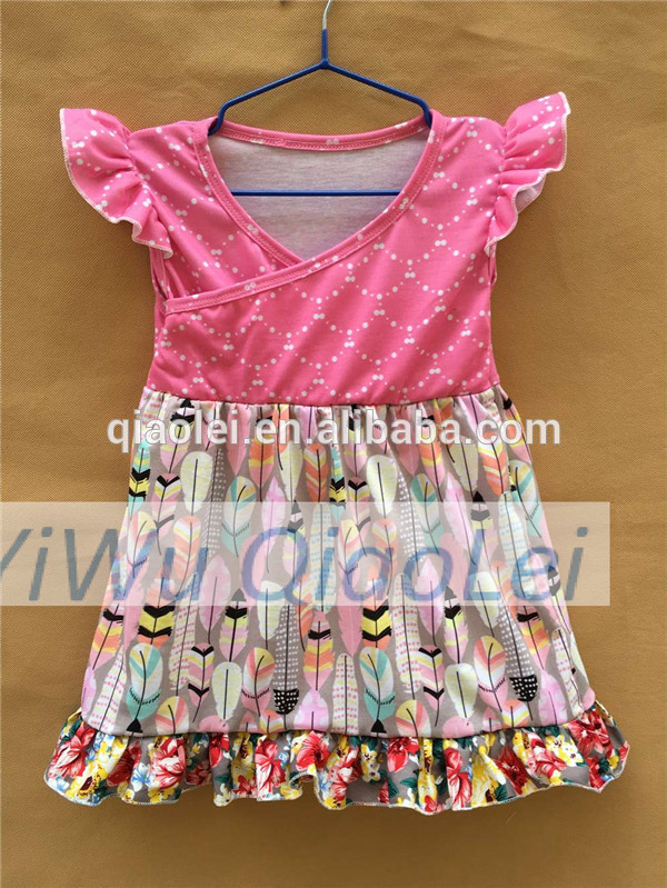 バルク卸売子供服セット赤ちゃんフロックデザインフラッター袖ドレス一致フリルショーツカーターズベビー服-ベビー服セット問屋・仕入れ・卸・卸売り