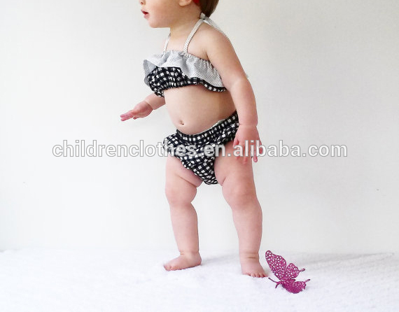赤ちゃん服の下着ベビー水着hotsale黒白格子縞の子供のためのブルマ-プラスサイズ下着問屋・仕入れ・卸・卸売り