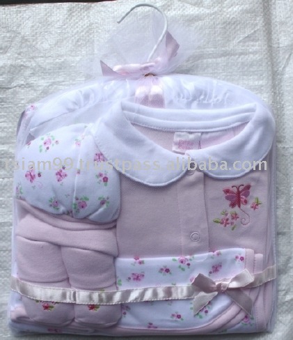 販売ギフトセット5ピースでパックロングslv、赤ちゃん服、babysの摩耗-キッズパジャマ、寝間着問屋・仕入れ・卸・卸売り