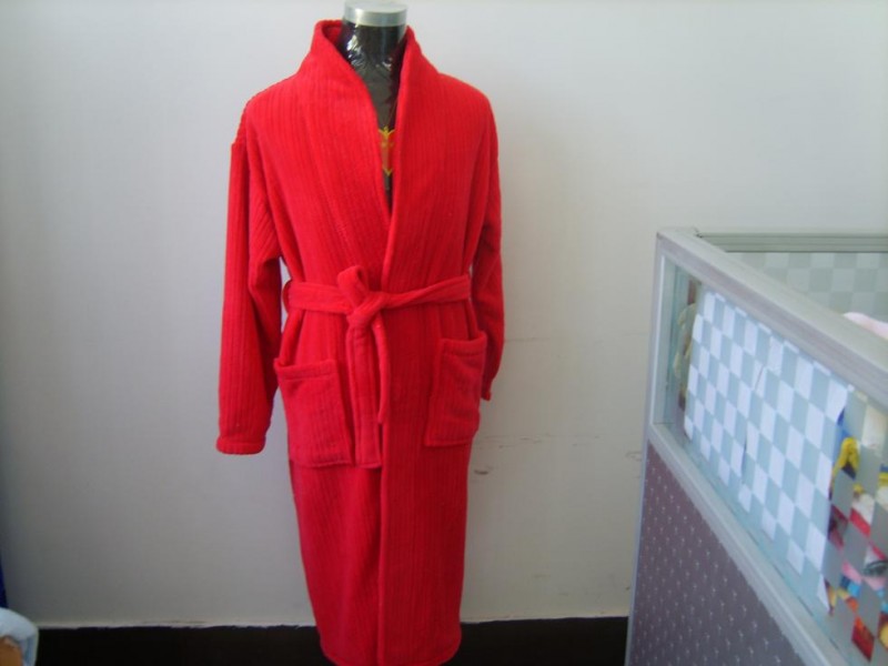 サンゴフリースのナイトスーツ--その他パジャマ、寝間着問屋・仕入れ・卸・卸売り