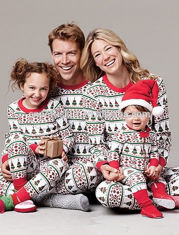 綿100％クリスマス親子服セットの木のパターンの秋の衣服卸売女の赤ちゃんのパジャマセット-パジャマ問屋・仕入れ・卸・卸売り