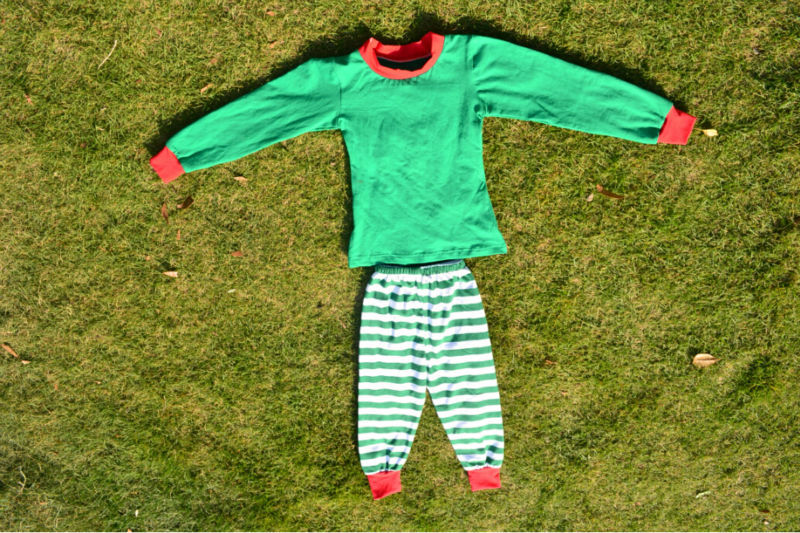 赤ん坊の衣類の子供のパジャマ2015緑のストライプ男の子の女の子の子供プレーン長袖綿100％の子のパジャマパジャマ-パジャマ問屋・仕入れ・卸・卸売り