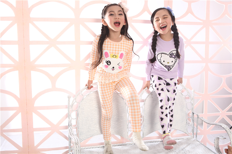韓国風のデザインの子供服2015あなた自身の漫画のパジャマ-パジャマ問屋・仕入れ・卸・卸売り