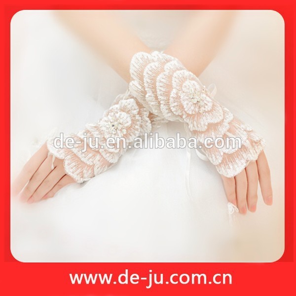 エレガントな花の装飾白のイブニングドレス花嫁の肘指なしレースの手袋-ウエディンググローブ問屋・仕入れ・卸・卸売り