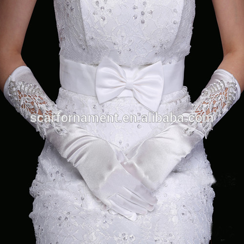トップデザインの新しいフルフィンガー肘サテンの花嫁の手袋高品質の水溶性の女性のための手袋のレースの刺繍のウェディング-ウエディンググローブ問屋・仕入れ・卸・卸売り