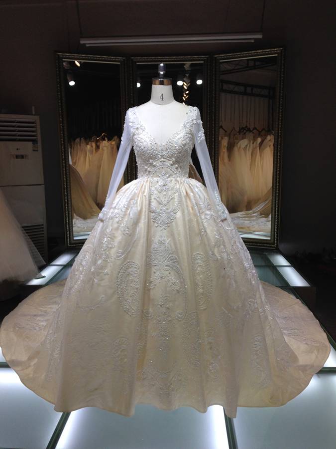 Th-x7814 vestidos renda アイボリー ロイヤル ブライダル ガウン classe ローブ重く ビーズ ウェディング dresss-プラスサイズドレス、スカート問屋・仕入れ・卸・卸売り