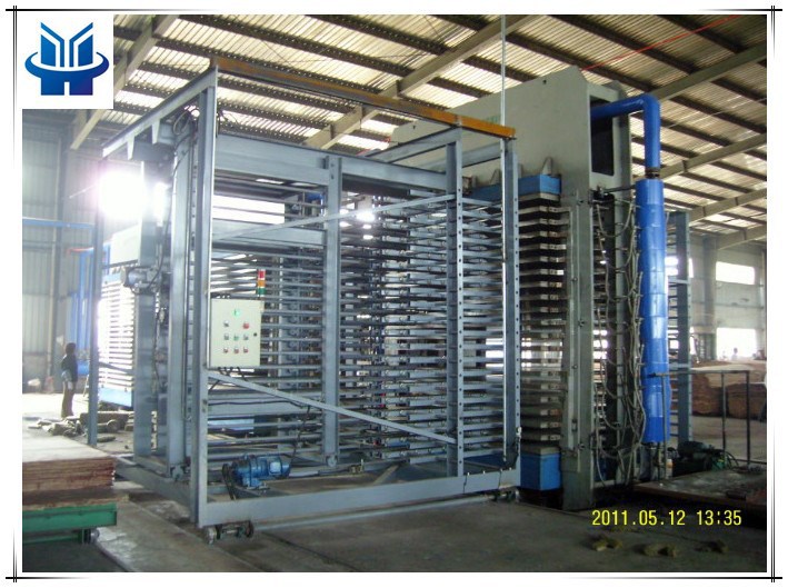 竹のフローリングホットプレス機-木質パネル製品製造機械問屋・仕入れ・卸・卸売り