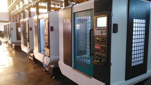 Defeng機dfシリーズ垂直cncフライス、退屈、掘削、拡大、リーマ、タッピングマシニングセンタ-木彫機問屋・仕入れ・卸・卸売り