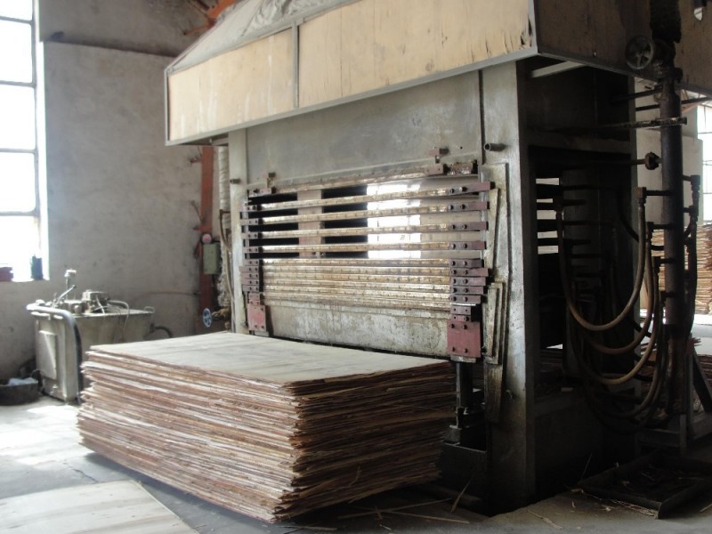 の寄せ木細工の床が作る電源合板油圧ホットプレス機/油圧ホットプレス機-木質パネル製品製造機械問屋・仕入れ・卸・卸売り