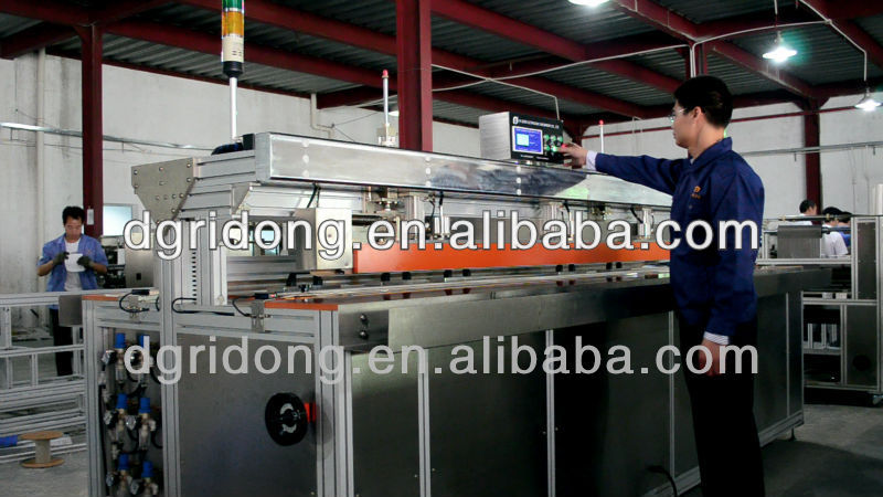 Dzbh- 040machiery中国のサプライヤーのための溶接ウィンドウシェード-布の打抜き機問屋・仕入れ・卸・卸売り