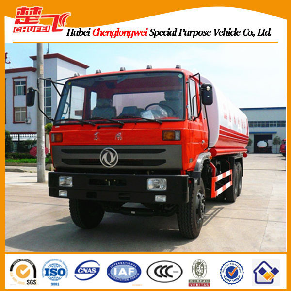 東風6*43車軸euro3スプリンクラーの水のタンクトラック工場直接販売-散水車問屋・仕入れ・卸・卸売り