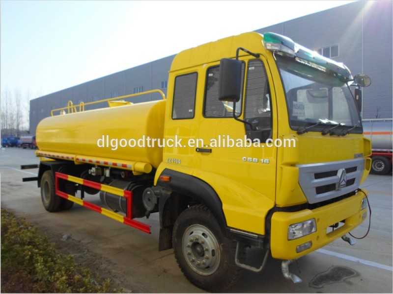 sinotruk4x2の販売のための水スプリンクラー008615826750255トラックrhd-散水車問屋・仕入れ・卸・卸売り