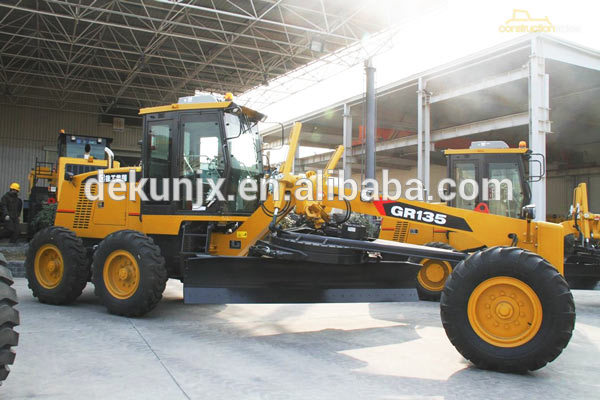 道路レベリング100kw 11ton 135HP xcmg GR135ミニモーターmototrグレーダ-モーターグレーダー問屋・仕入れ・卸・卸売り