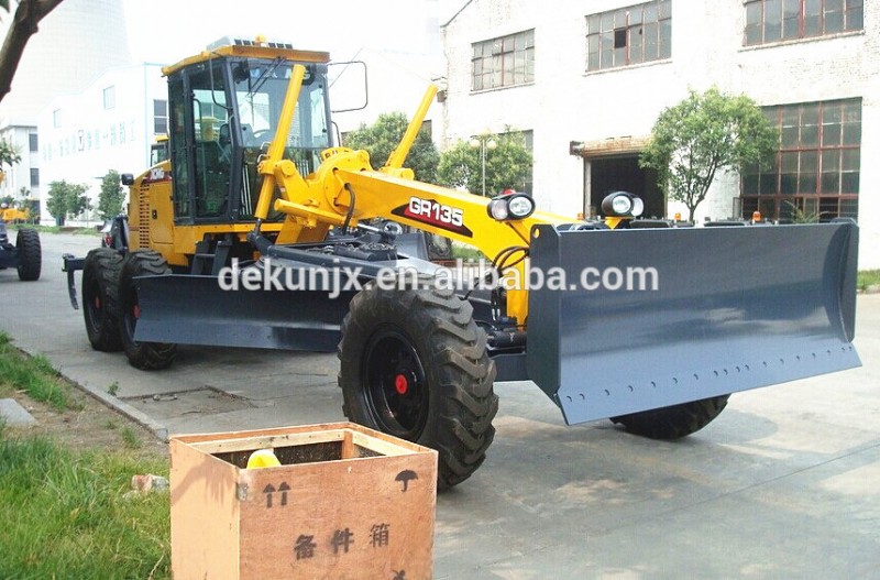 道路中古建設土地レベリング機11トン135hp GR135モータグレーダ-モーターグレーダー問屋・仕入れ・卸・卸売り