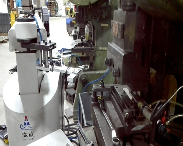中国ロボットのマニピュレータアームのためのスタンピングプレス機-マニピュレータ問屋・仕入れ・卸・卸売り